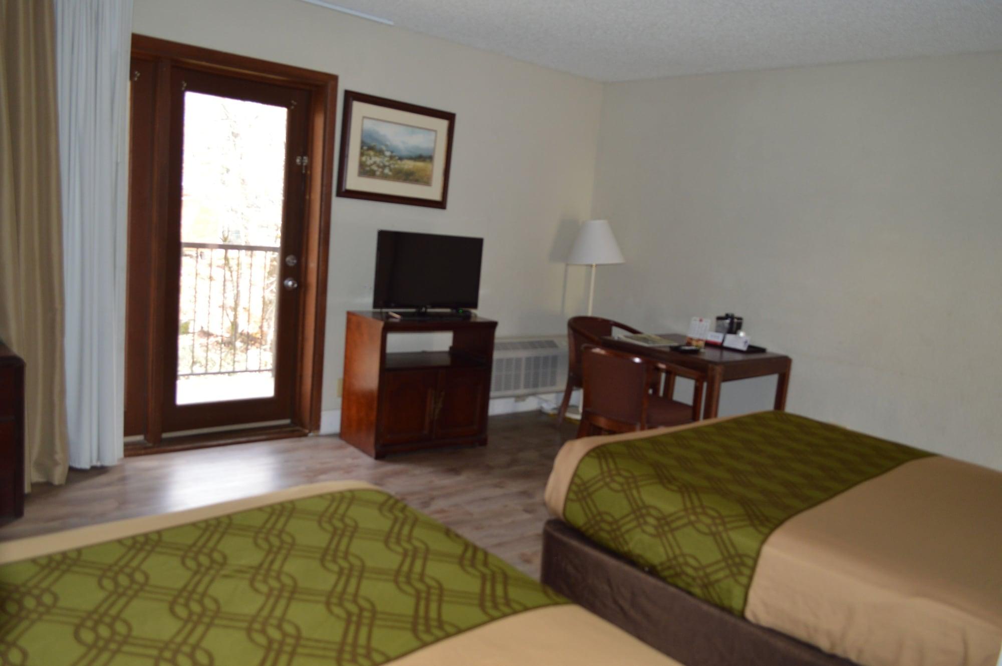 Econo Lodge Inn & Suites On The River Gatlinburg Exterior foto