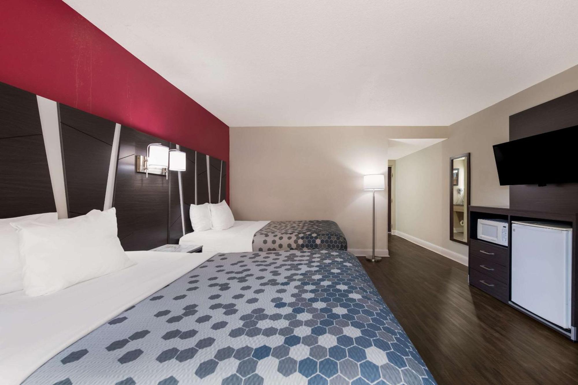 Econo Lodge Inn & Suites On The River Gatlinburg Exterior foto