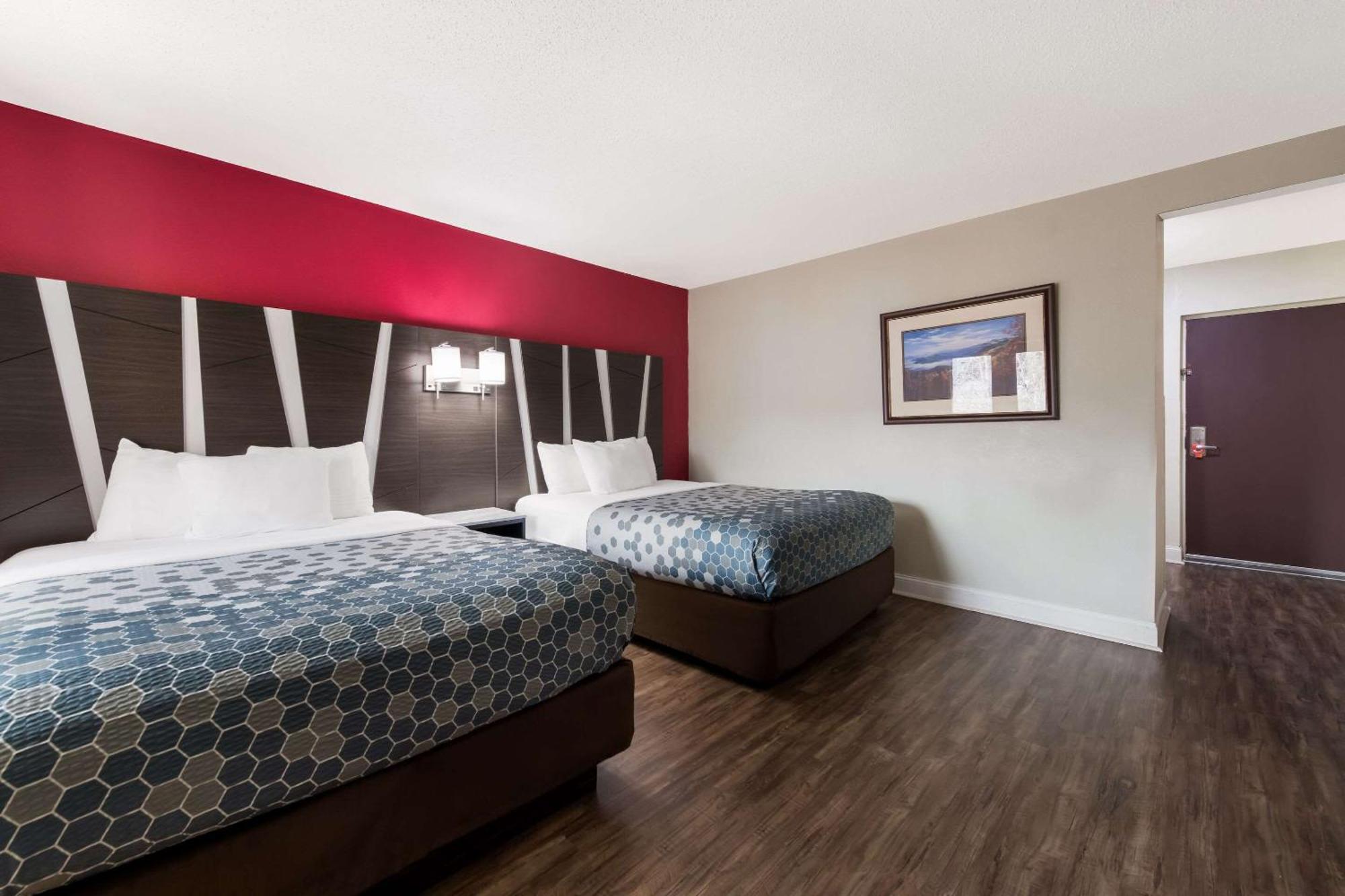 Econo Lodge Inn & Suites On The River Gatlinburg Exterior foto